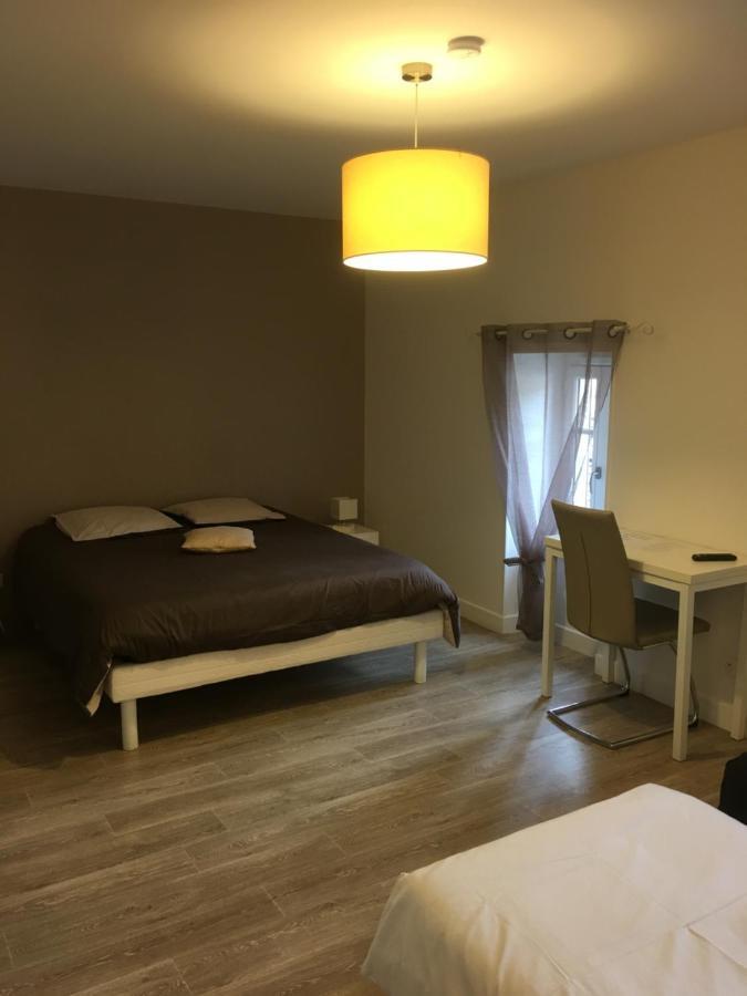 Chambres D'Hote Les Bredins Saint-Menoux Buitenkant foto